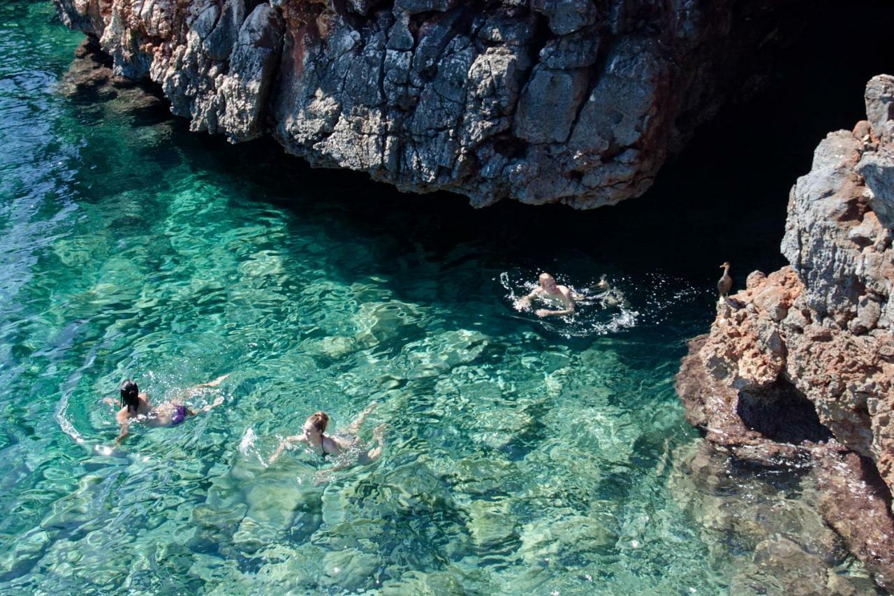 Bj Cala Morlanda Estudios (Adults Only) Сильот Экстерьер фото